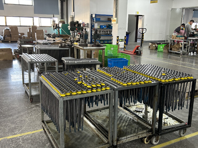 Electric-Window-Opener-Production-Process1